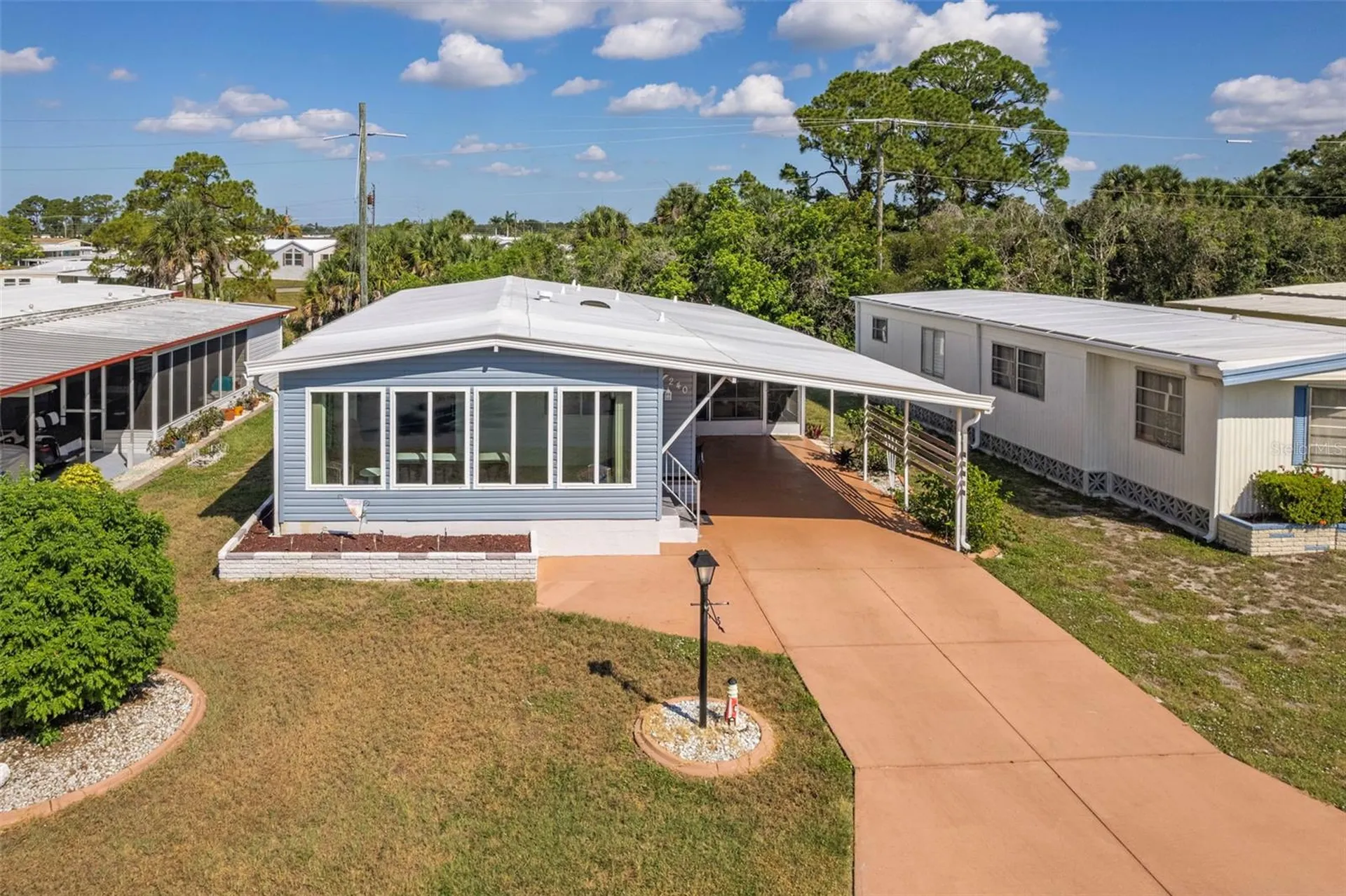 240 La Costa North Port FL 34287