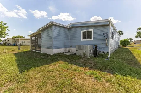 240 La Costa North Port FL 34287