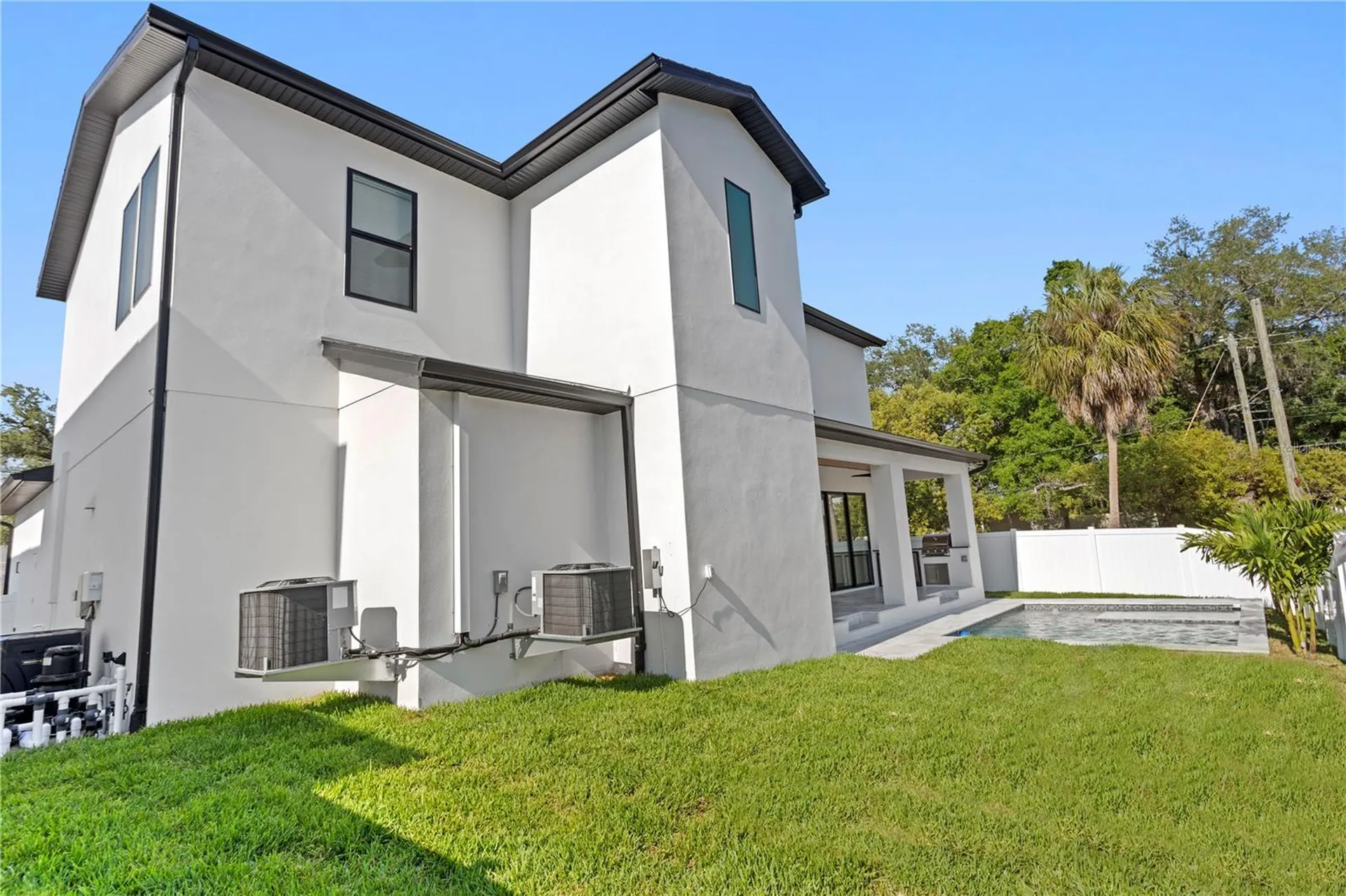 3202 W La Salle Street Tampa FL 33607