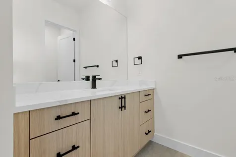 3202 W La Salle Street Tampa FL 33607