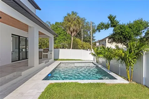 3202 W La Salle Street Tampa FL 33607