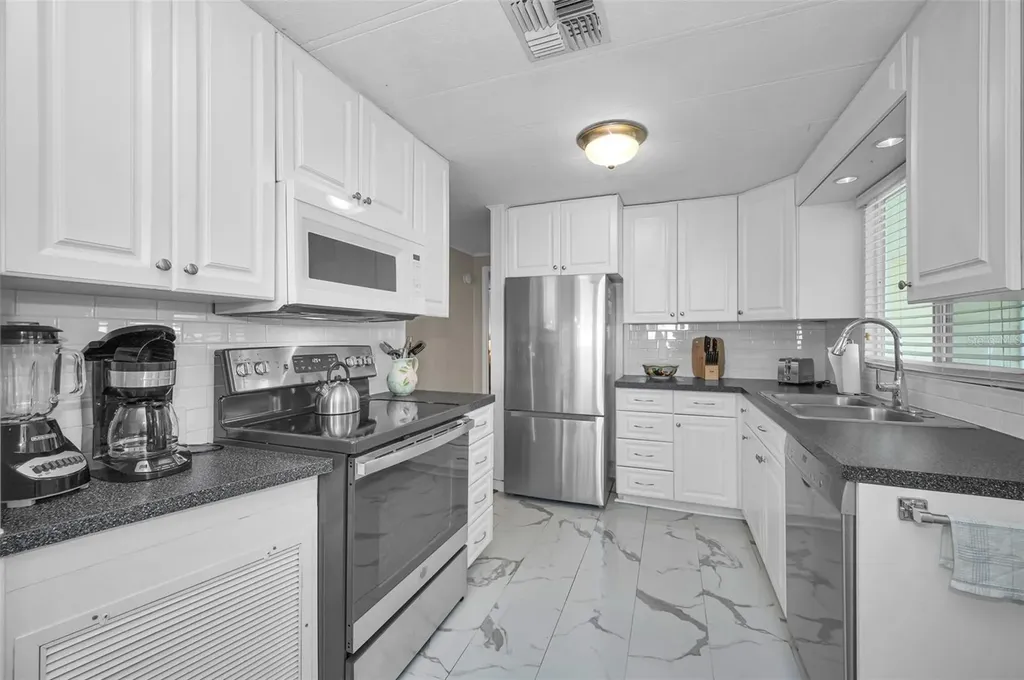 2127 Kona Drive Holiday FL 34691