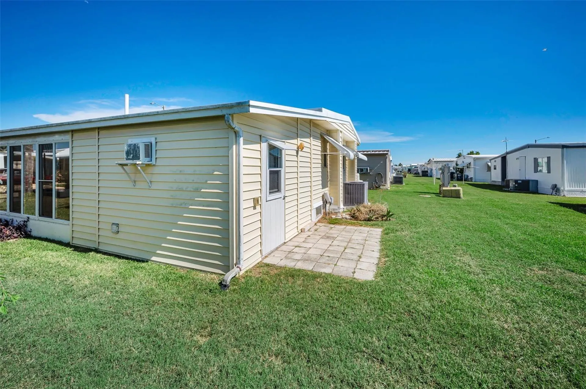 2127 Kona Drive Holiday FL 34691