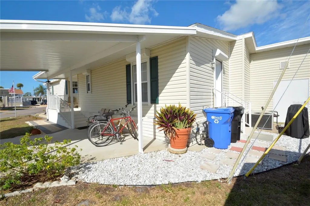 809 S Waterway Venice FL 34285