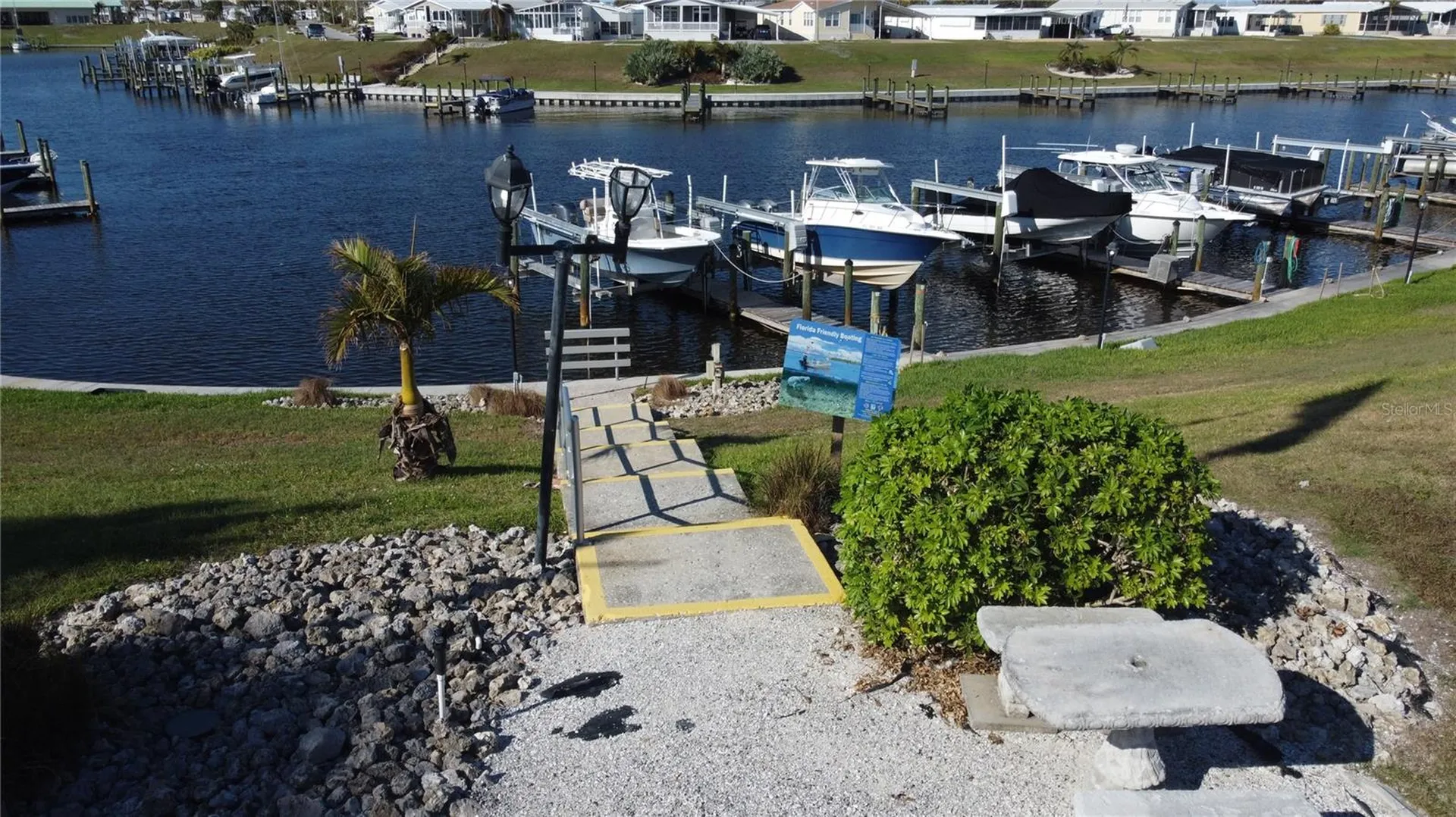 809 S Waterway Venice FL 34285