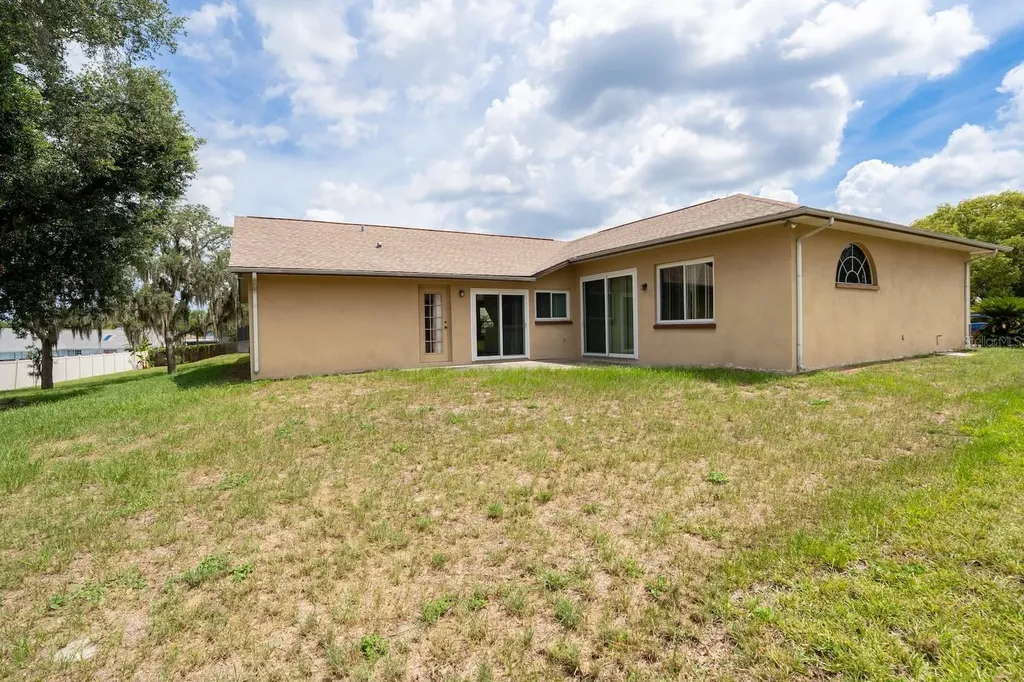 10435 Crestfield Drive Riverview FL 33569