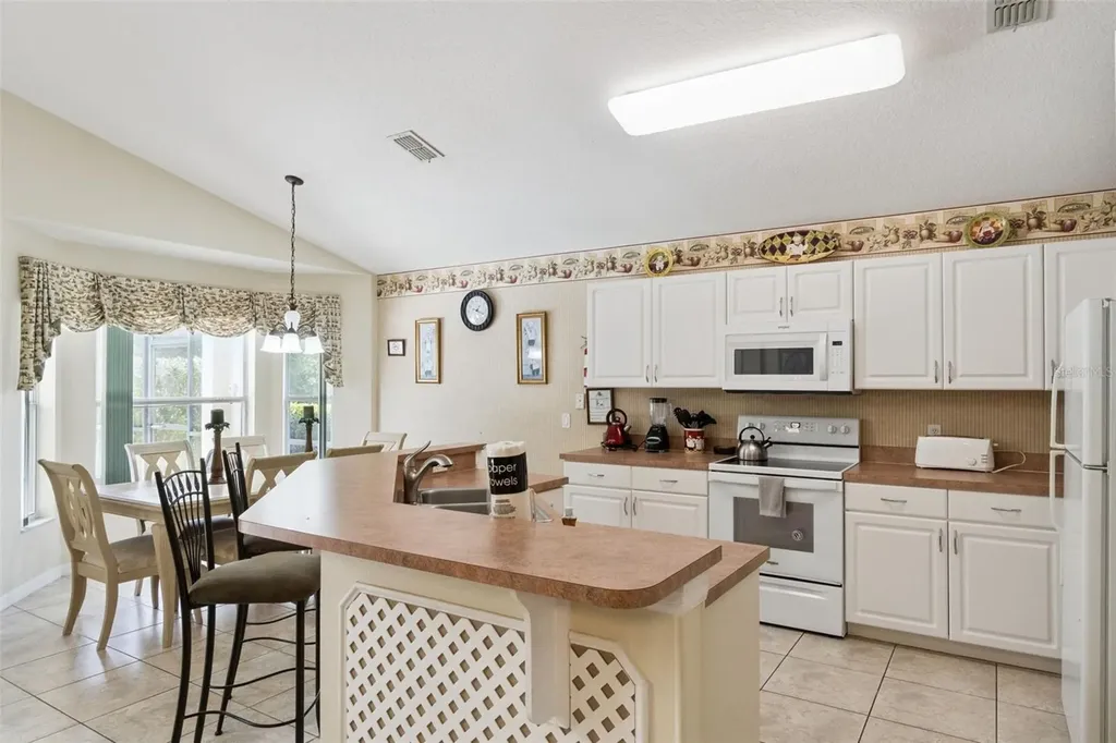 4706 Cumbrian Lakes Drive Kissimmee FL 34746