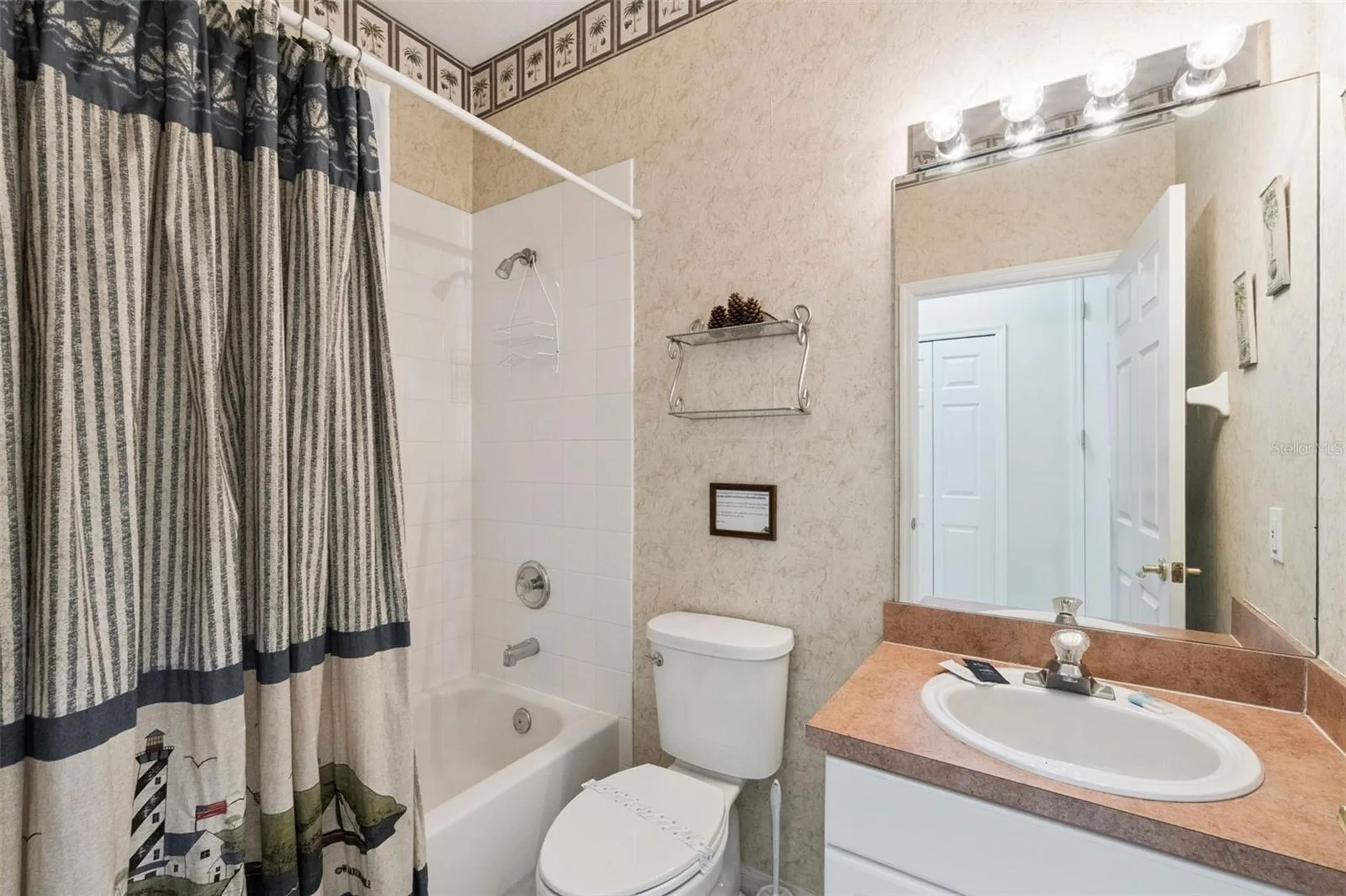 4706 Cumbrian Lakes Drive Kissimmee FL 34746