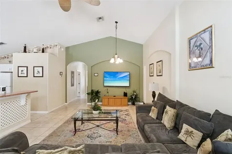 4706 Cumbrian Lakes Drive Kissimmee FL 34746