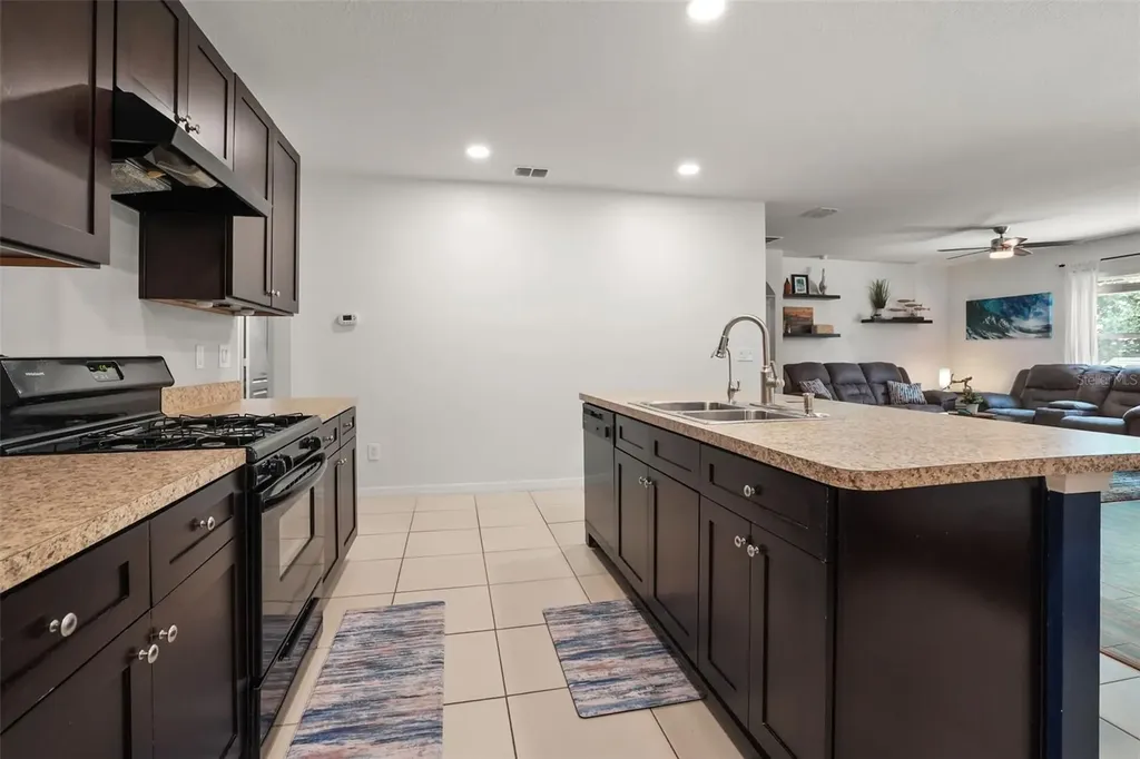 3422 Berkshire Woods Terrace Deltona FL 32725