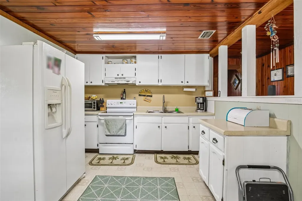 619 S 63rd Street Tampa FL 33619