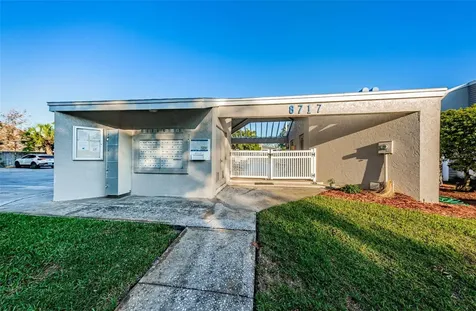10626 Longwood Drive Seminole FL 33777