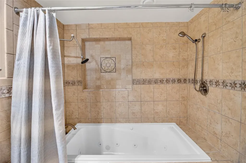 6420 SW 35th Way Gainesville FL 32608
