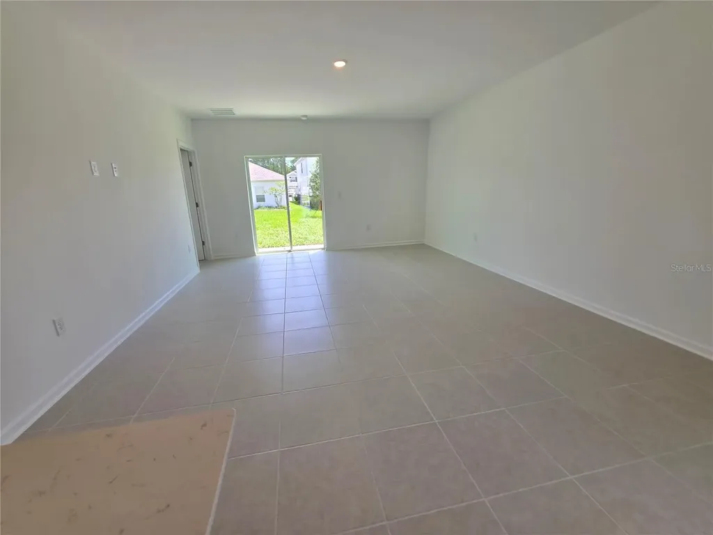 1216 Sand Trap Court Daytona Beach FL 32124