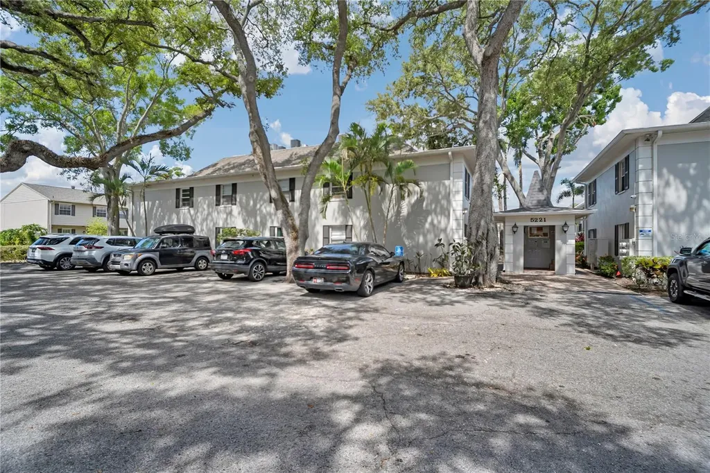 5221 S Bayshore Boulevard Tampa FL 33611