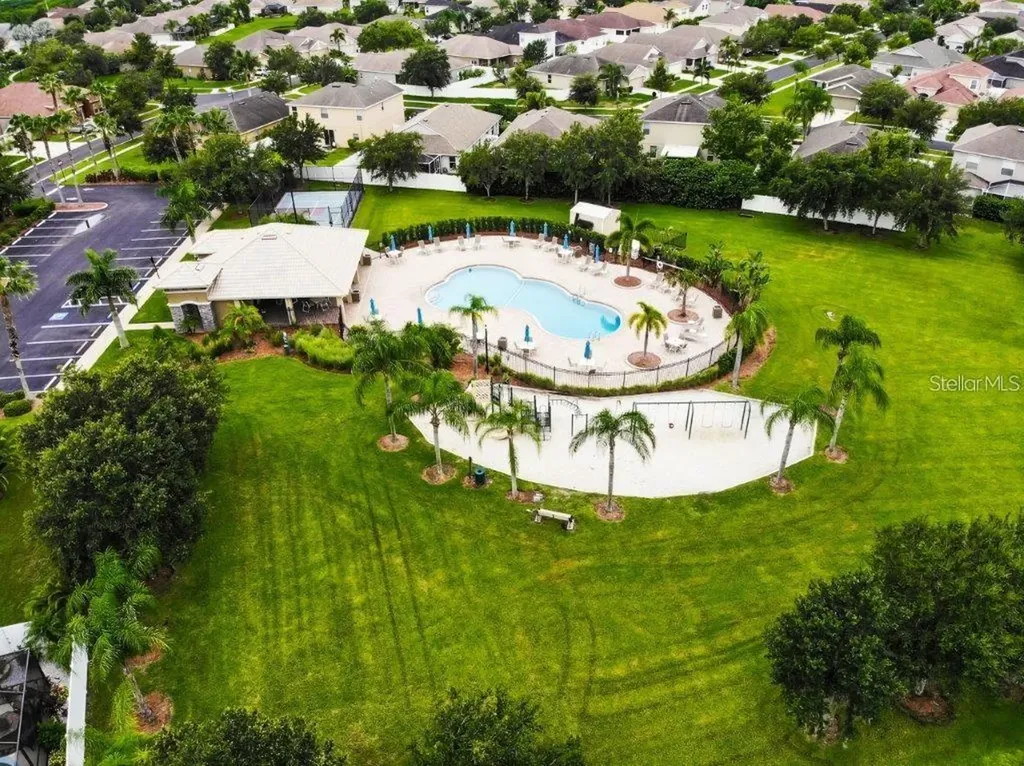 1742 Mira Lago Circle Ruskin FL 33570