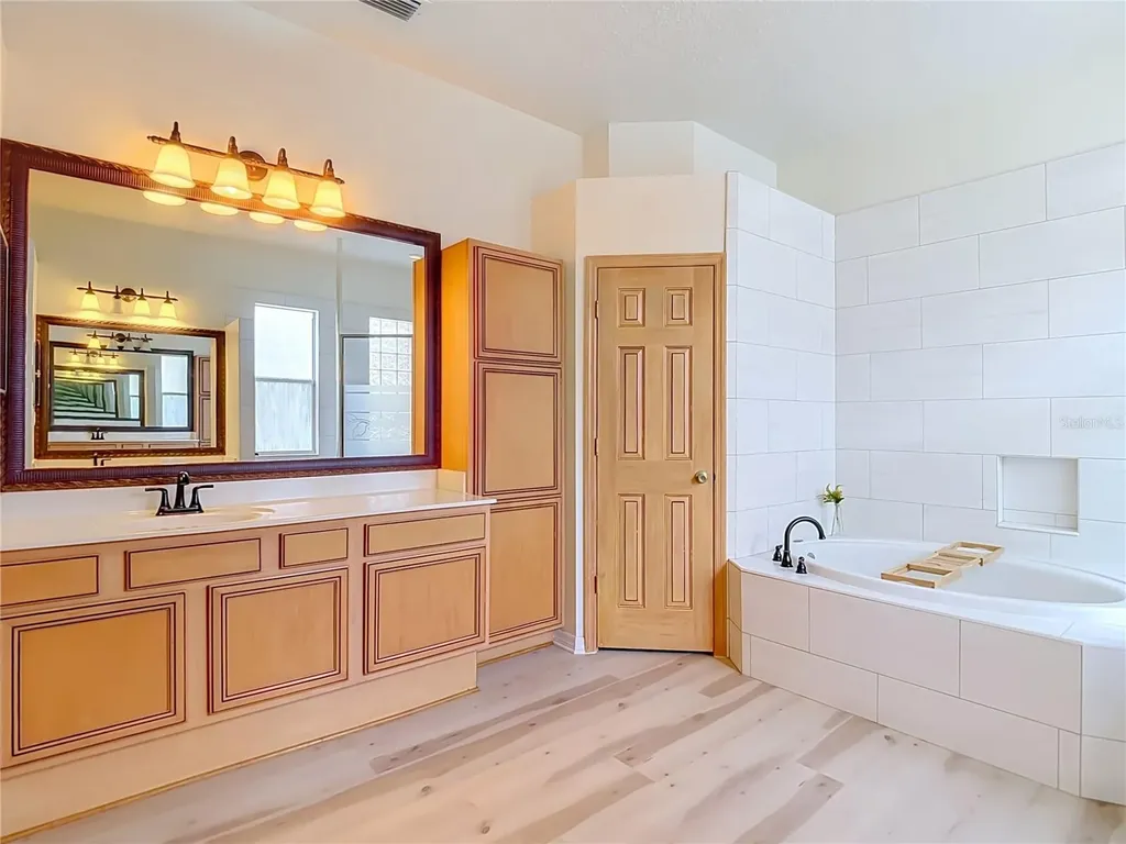 4706 Mirabella Place Lutz FL 33558