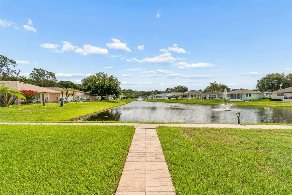 6353 Silver Lakes Drive W Lakeland FL 33810