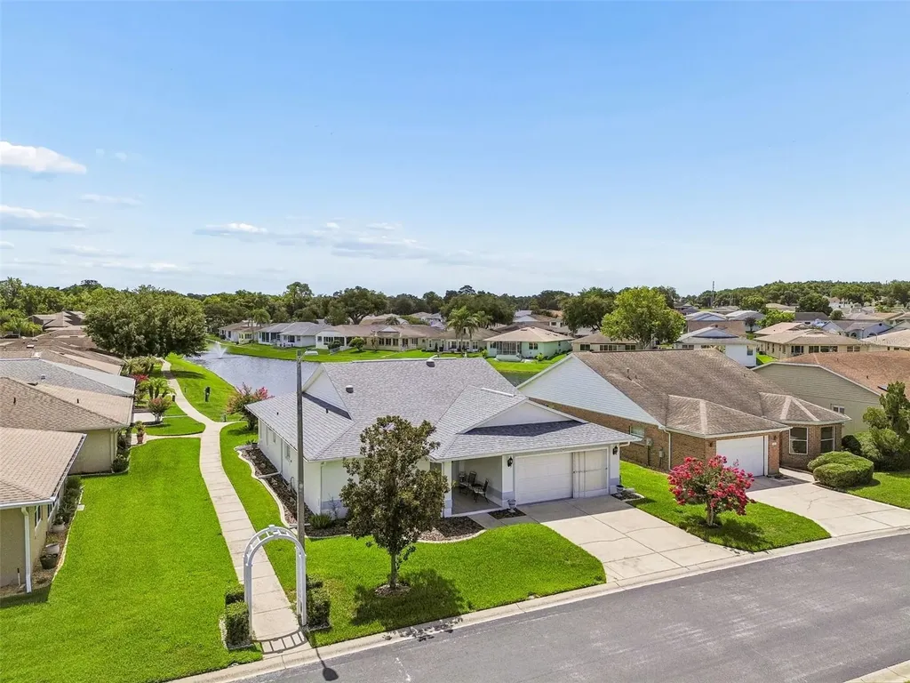 6353 Silver Lakes Drive W Lakeland FL 33810