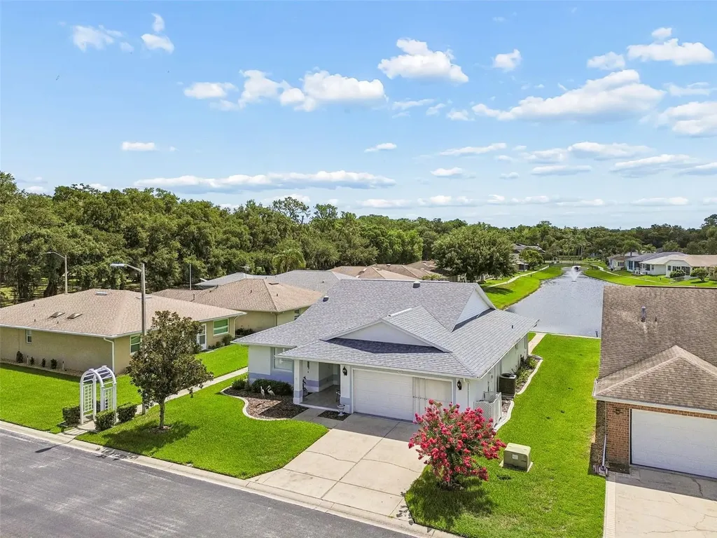 6353 Silver Lakes Drive W Lakeland FL 33810