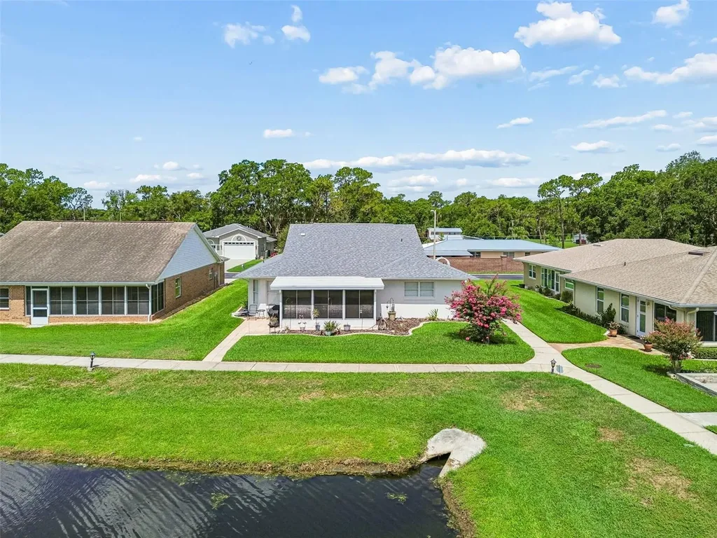 6353 Silver Lakes Drive W Lakeland FL 33810