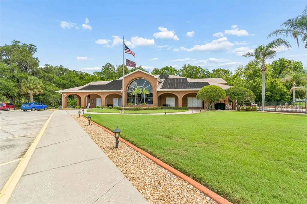 6353 Silver Lakes Drive W Lakeland FL 33810