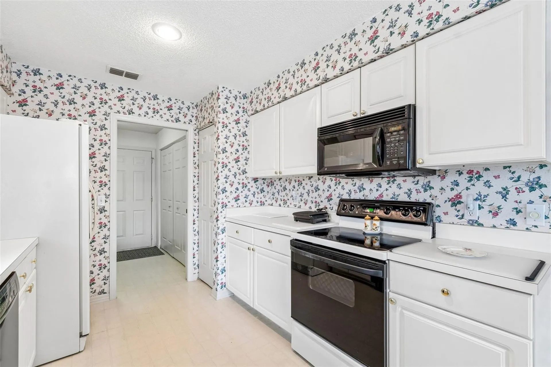 6353 Silver Lakes Drive W Lakeland FL 33810