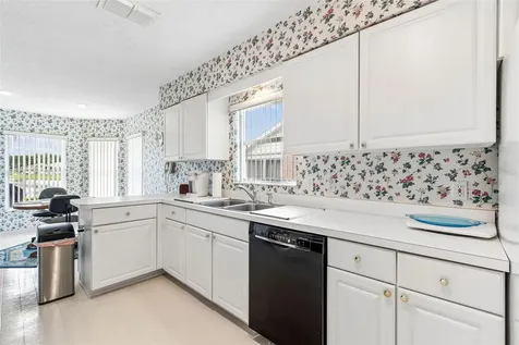 6353 Silver Lakes Drive W Lakeland FL 33810
