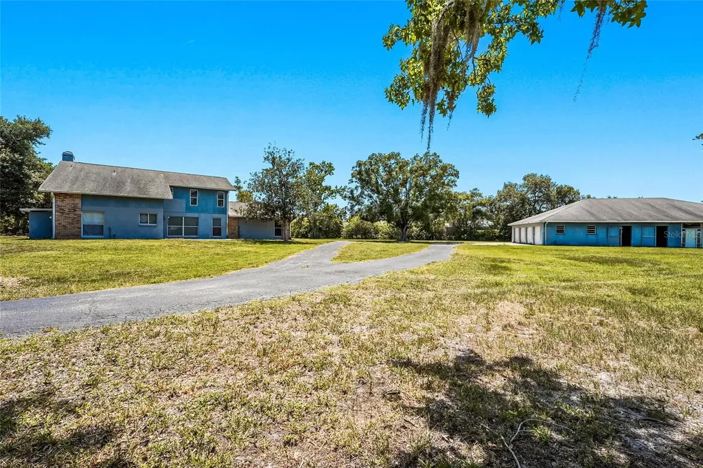 5650 Churchill Downs Road Sarasota FL 34241