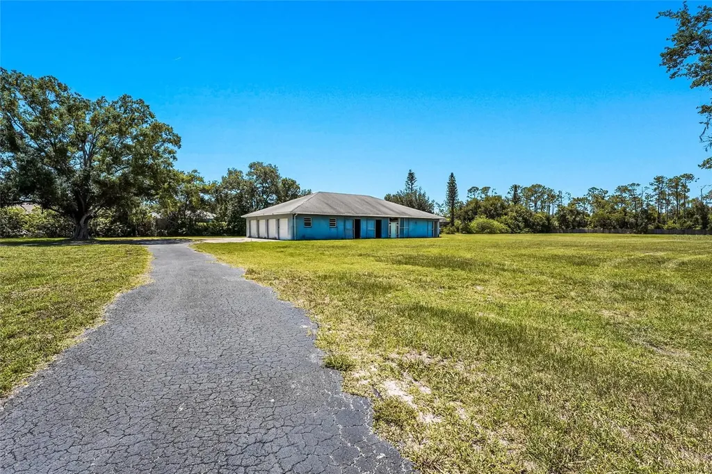 5650 Churchill Downs Road Sarasota FL 34241