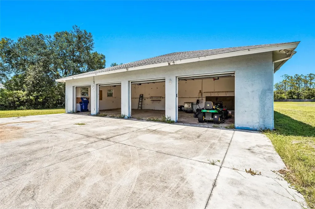 5650 Churchill Downs Road Sarasota FL 34241