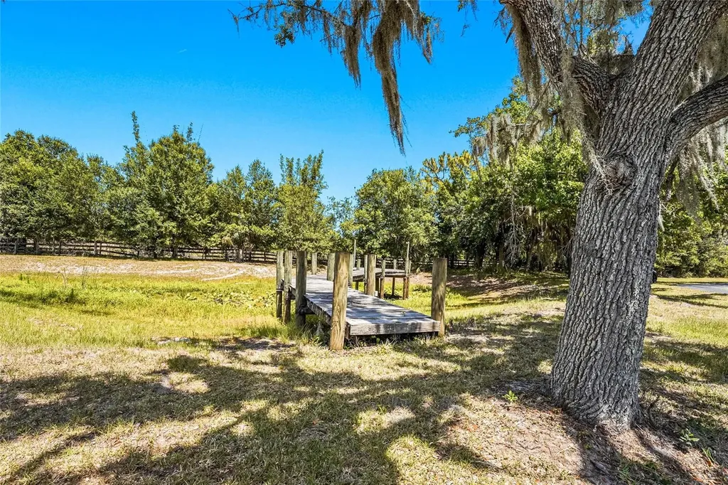 5650 Churchill Downs Road Sarasota FL 34241