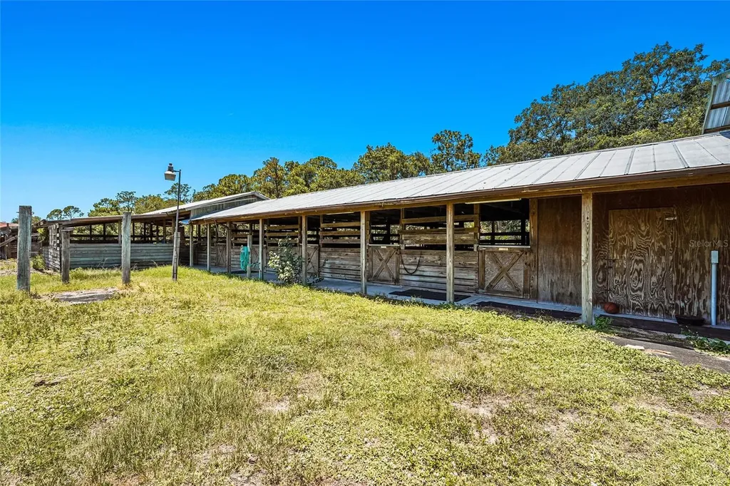 5650 Churchill Downs Road Sarasota FL 34241