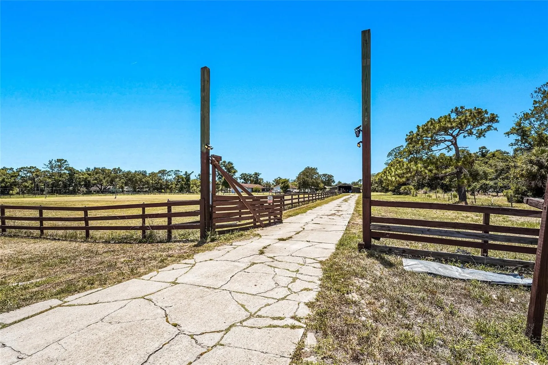 5650 Churchill Downs Road Sarasota FL 34241