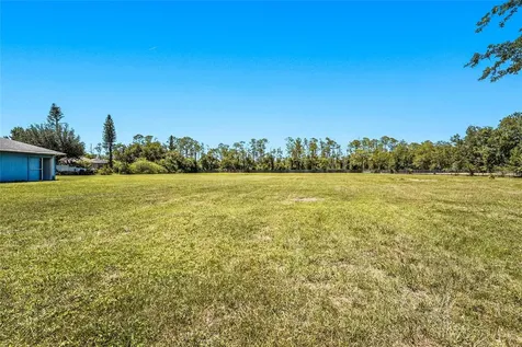 5650 Churchill Downs Road Sarasota FL 34241