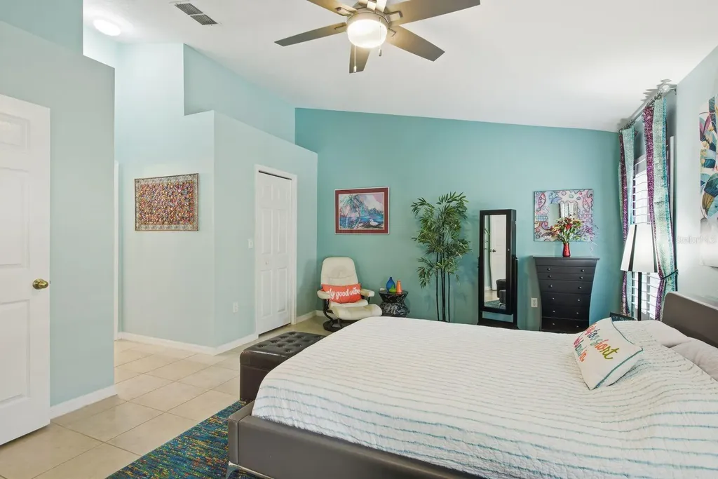2567 Estancia Boulevard Clearwater FL 33761