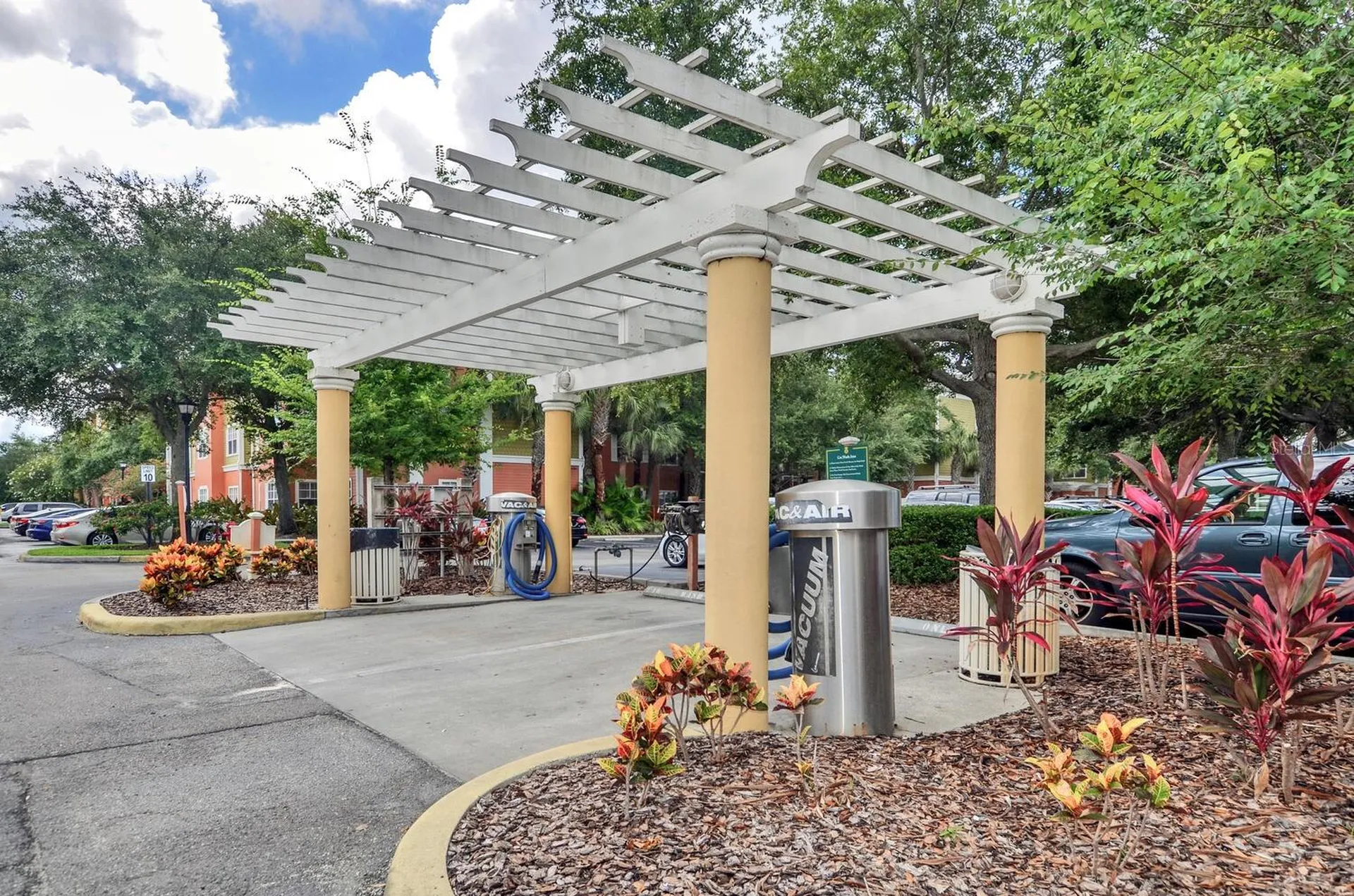 4207 S Dale Mabry Highway Tampa FL 33611