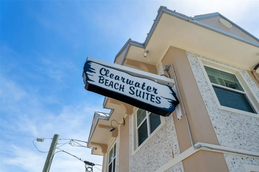 530 Mandalay Avenue Clearwater Beach FL 33767