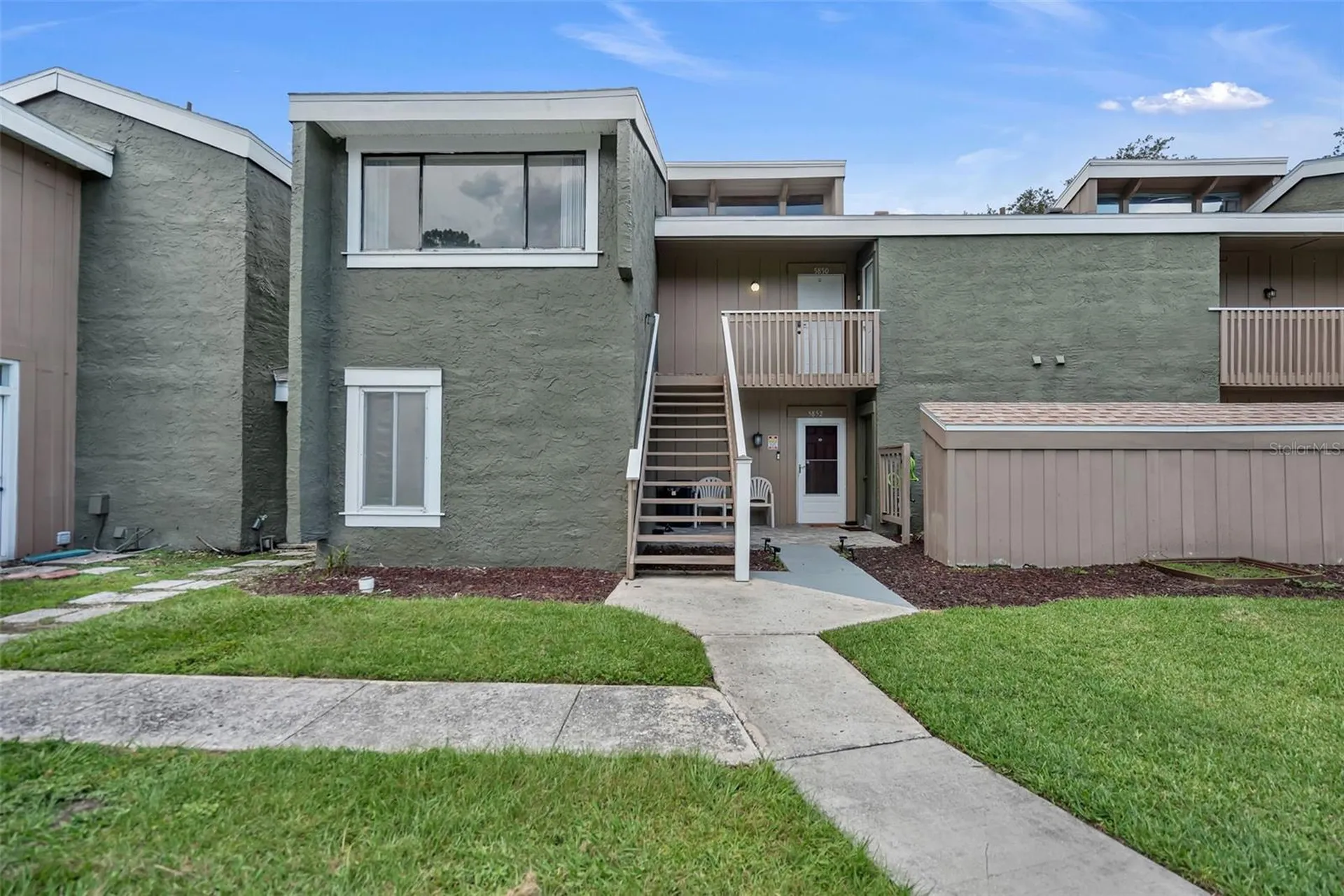 5850 Peregrine Avenue Orlando FL 32819