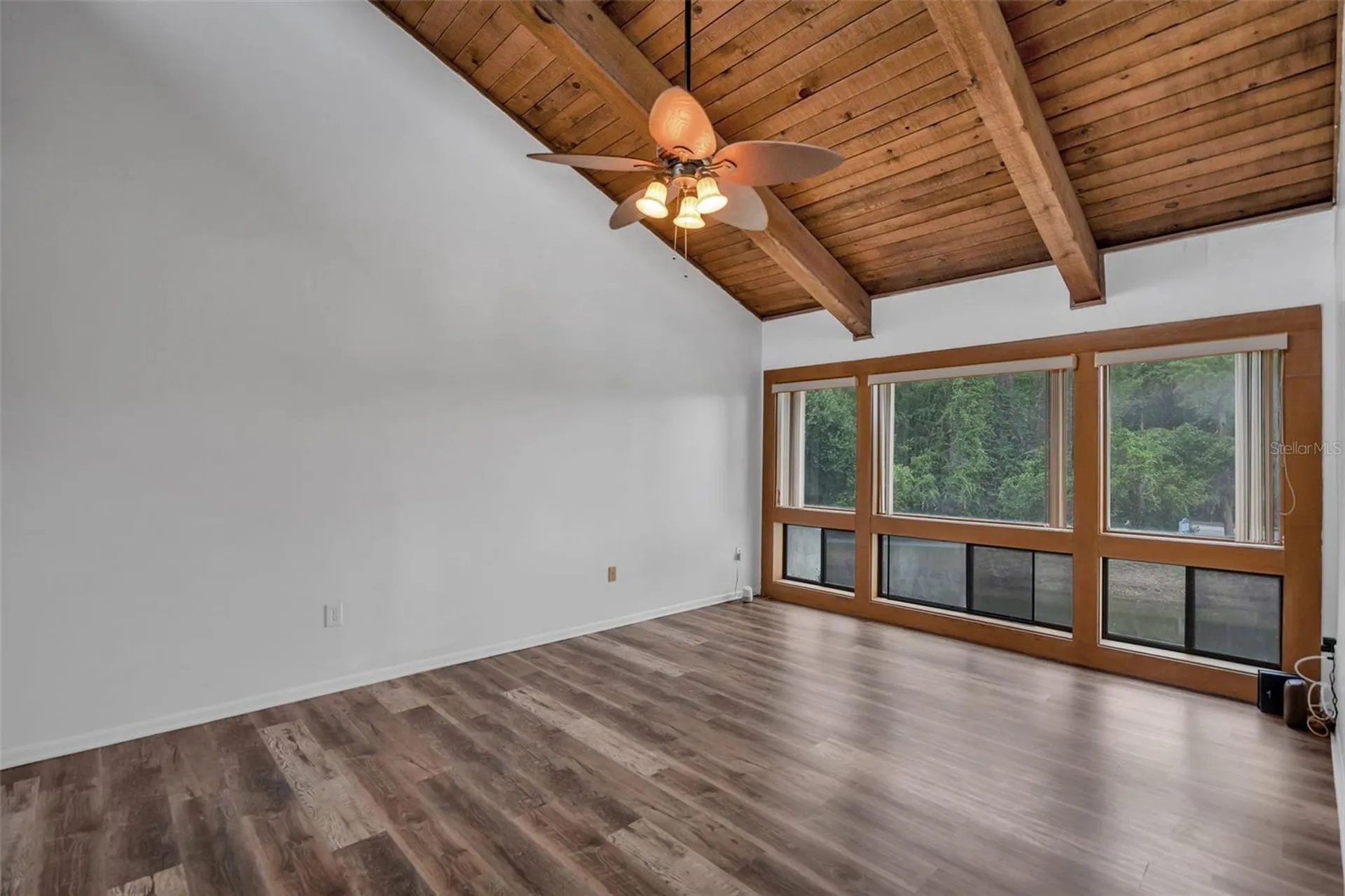 5850 Peregrine Avenue Orlando FL 32819