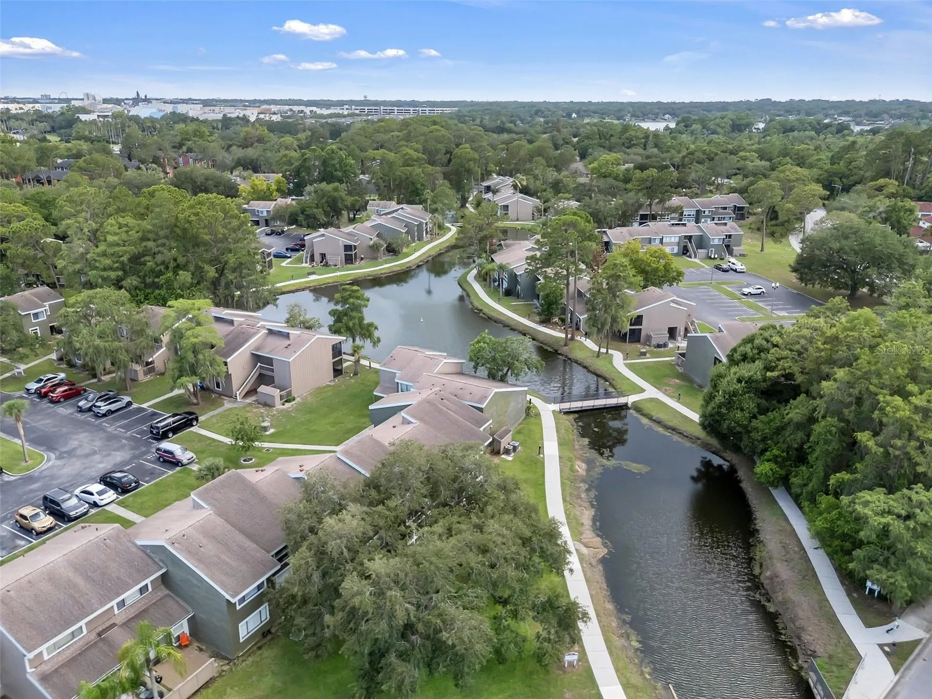 5850 Peregrine Avenue Orlando FL 32819