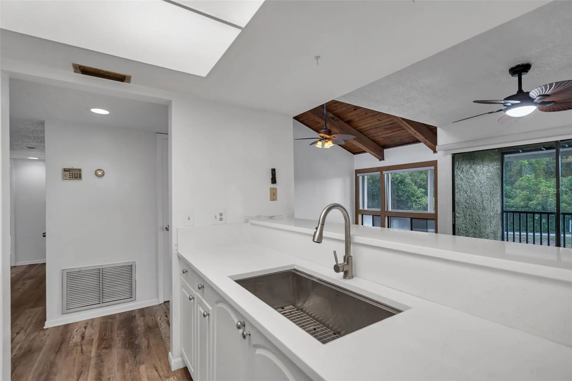5850 Peregrine Avenue Orlando FL 32819