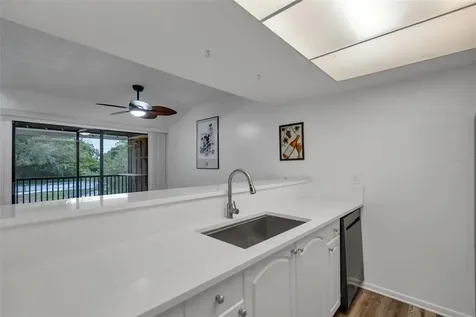 5850 Peregrine Avenue Orlando FL 32819