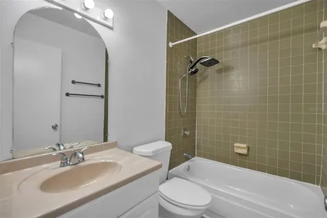 5850 Peregrine Avenue Orlando FL 32819