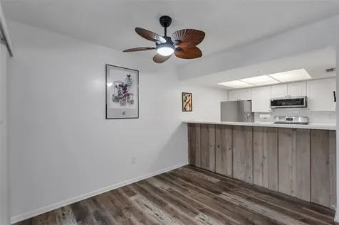 5850 Peregrine Avenue Orlando FL 32819
