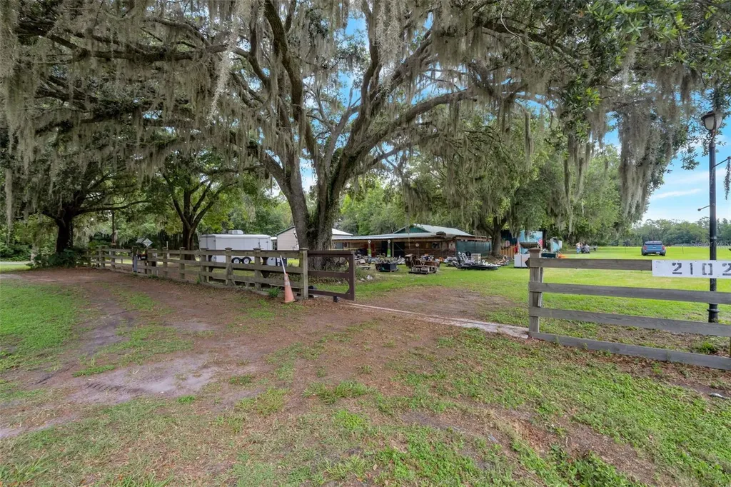 2102 Old Polk City Road Lakeland FL 33809