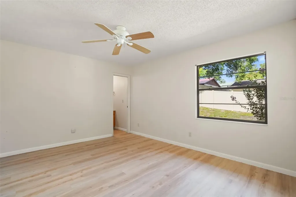 210 N Disston Avenue Clermont FL 34711