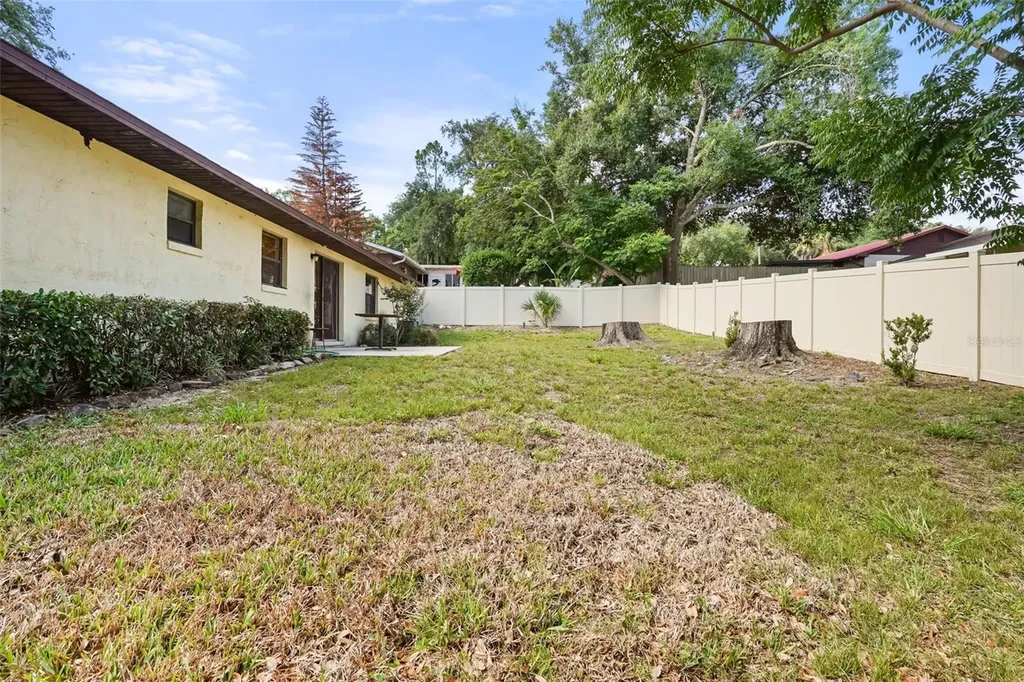 210 N Disston Avenue Clermont FL 34711