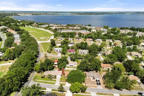 210 N Disston Avenue Clermont FL 34711