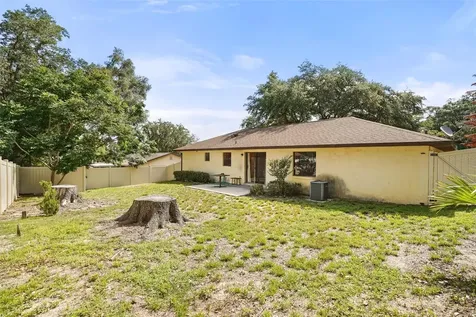 210 N Disston Avenue Clermont FL 34711